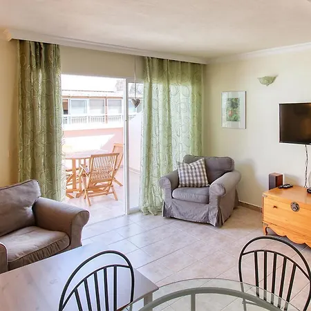 Apartamento El Delfin Апартаменты Пуэрто-Наос
