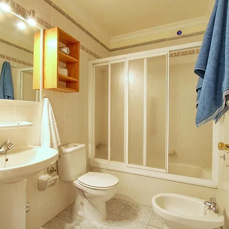 Апартаменты Apartamento El Delfin *